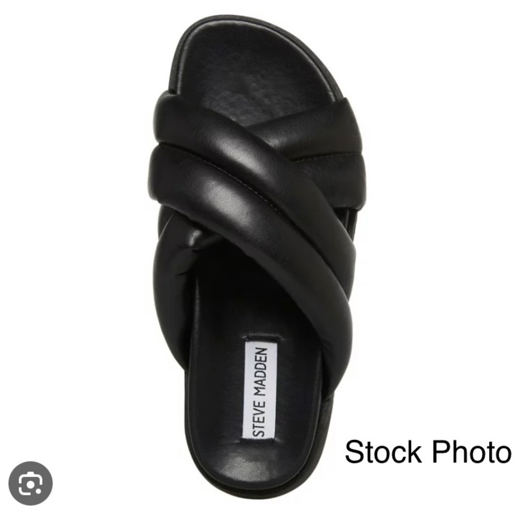 Steve Madden Motte sandal- Brand New in Box